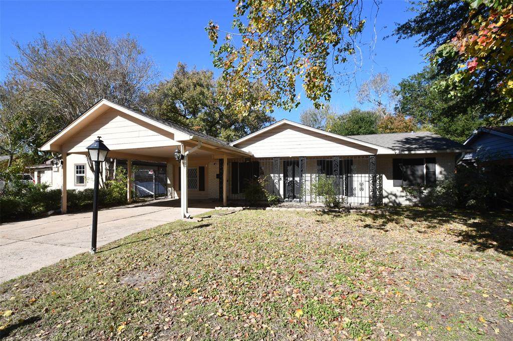 1606 Donovan Street - Photo 1