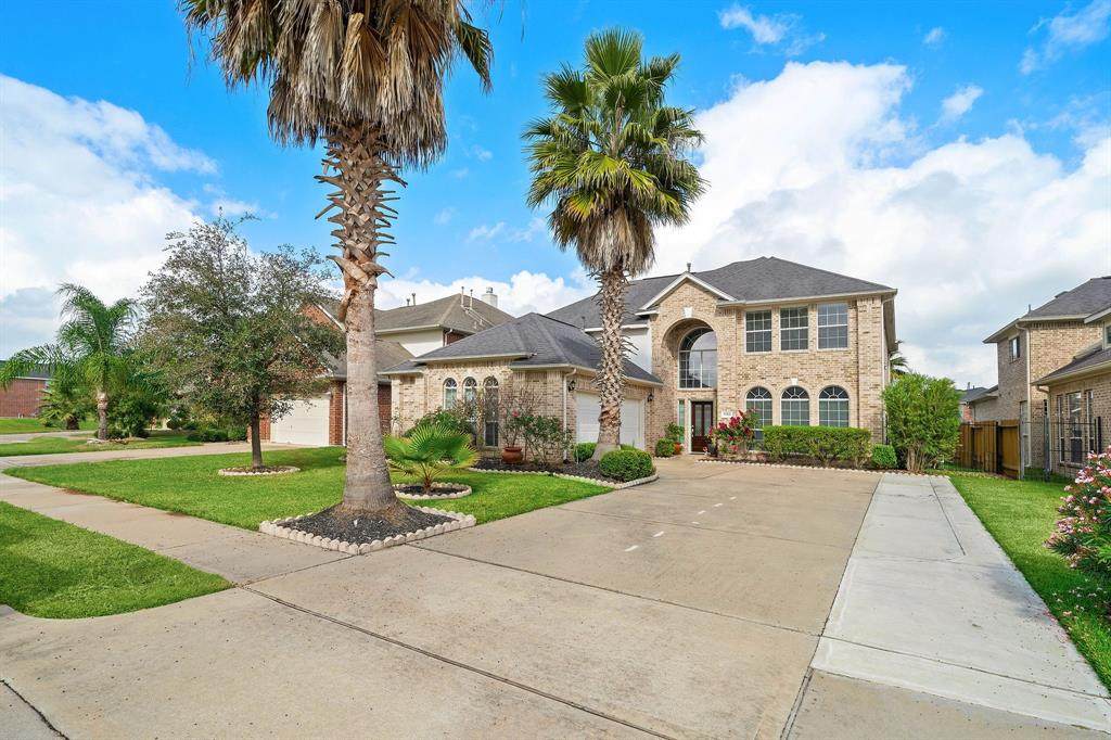 17918 Sugarloaf Bay Drive - Photo 1