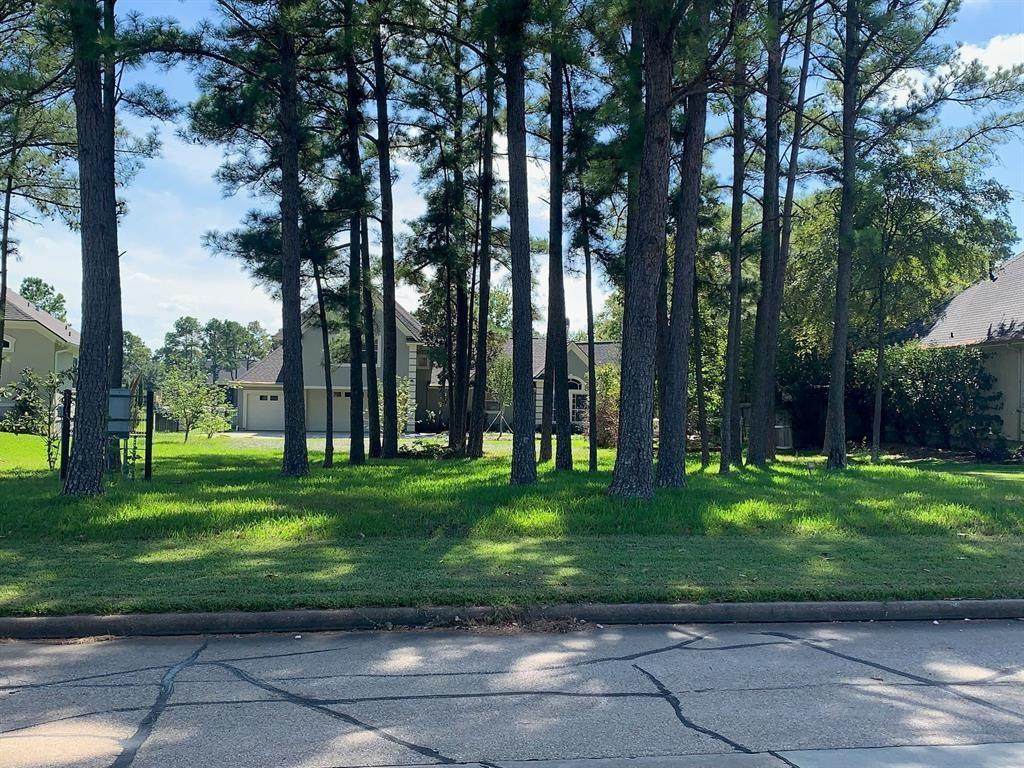950 Bentwater Drive - Photo 1