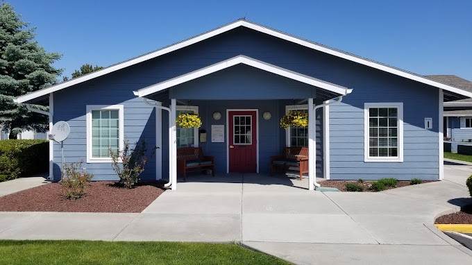 310 Klickitat Street - Photo 1