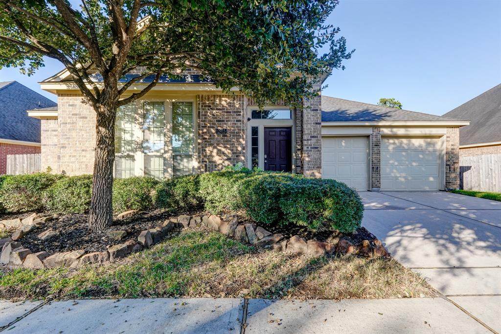 12915 Hawthorne Shores Drive - Photo 1