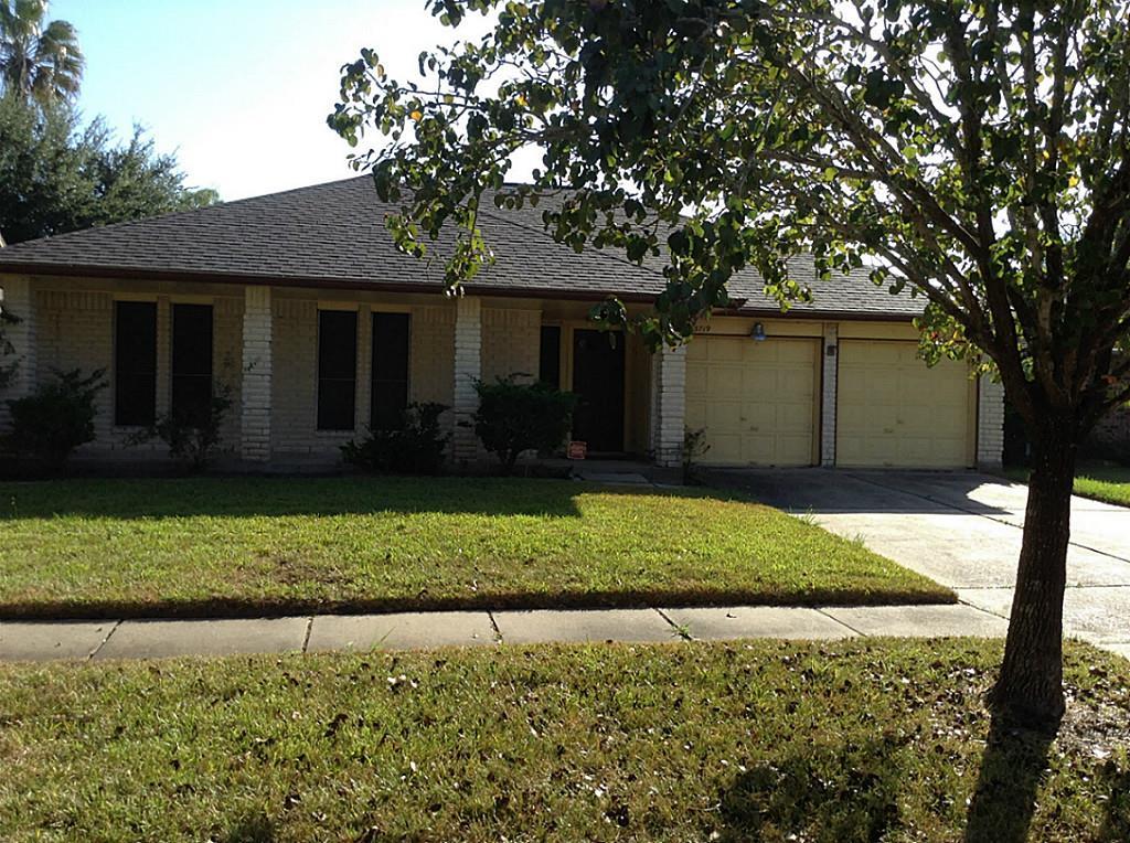 13719 Rocky Bluff Drive - Photo 1