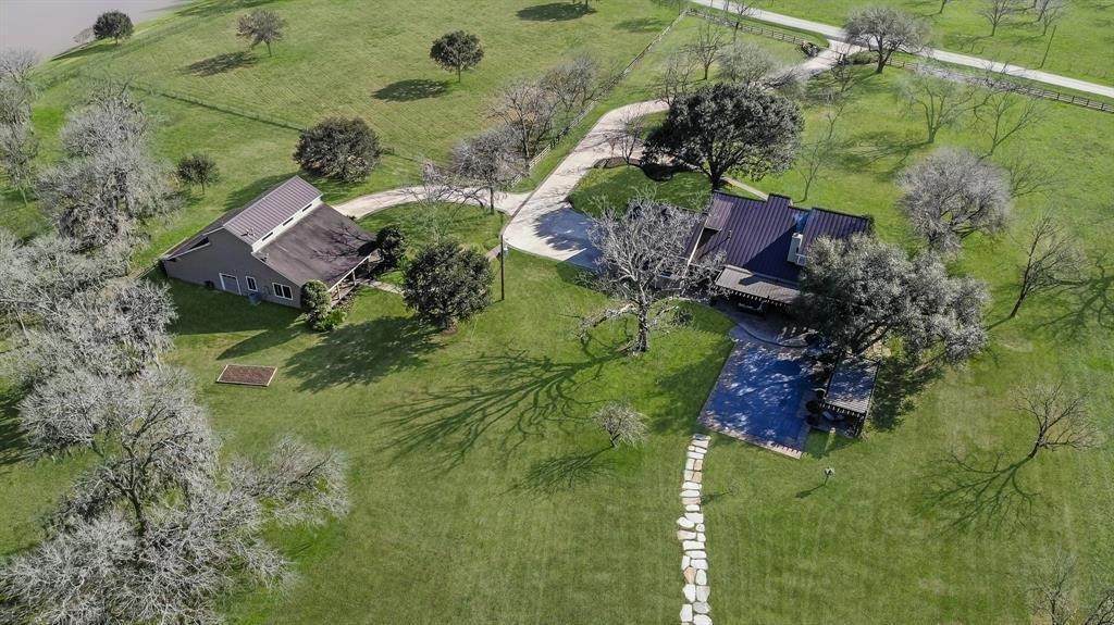 1038 Winner Foster Road - Photo 1