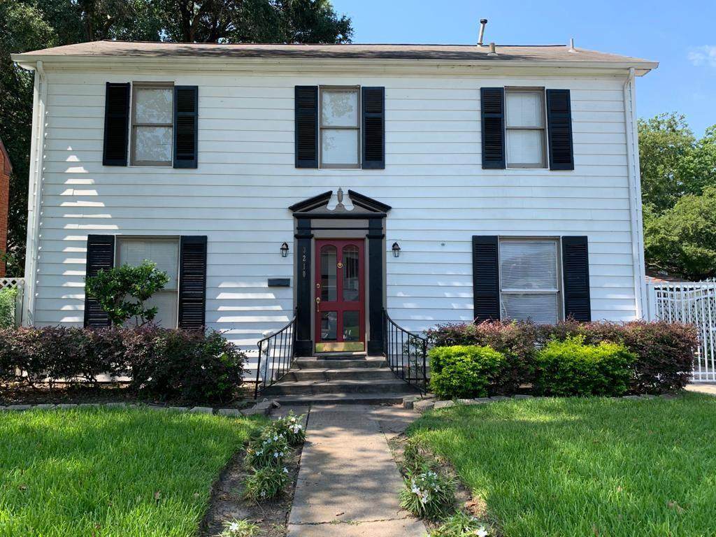 3210 Oakdale Street - Photo 1
