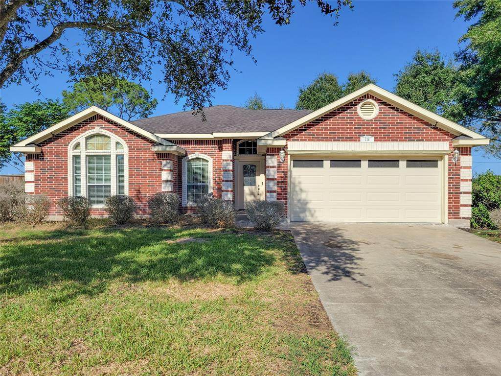 719 Partridge Lane - Photo 1