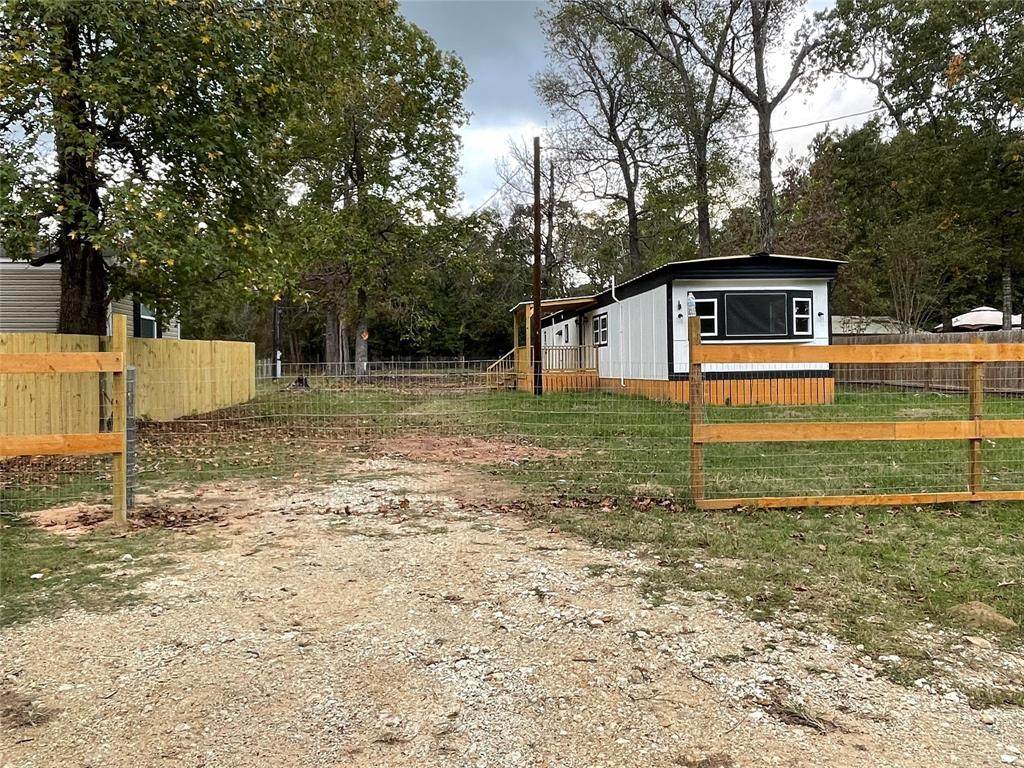 129 Stewart Street - Photo 1