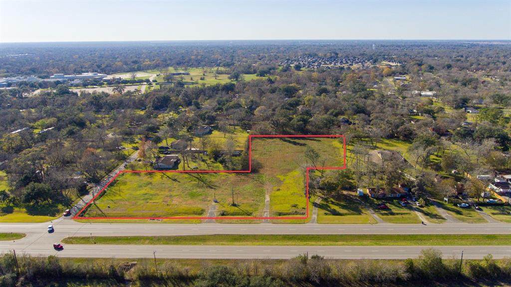 1704 Brazosport Hwy 288B Boulevard - Photo 1