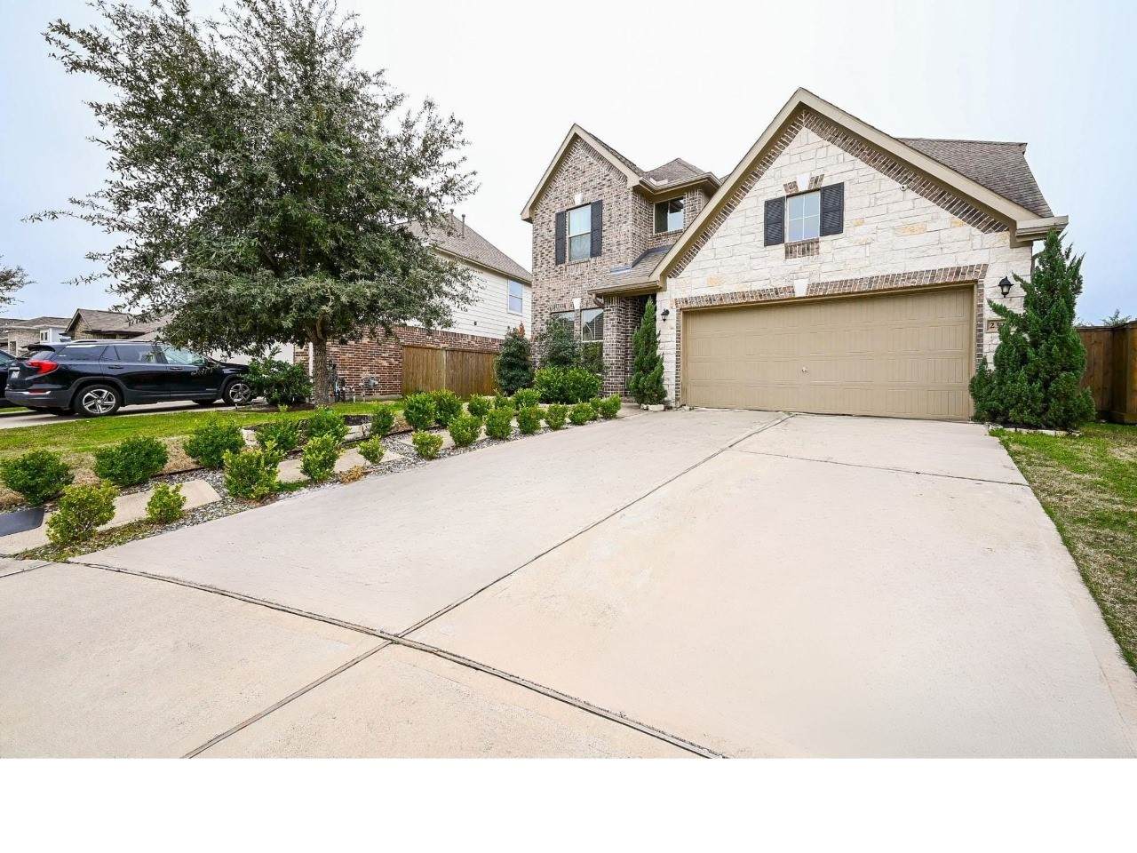 23919 Villa Lisa Drive - Photo 1