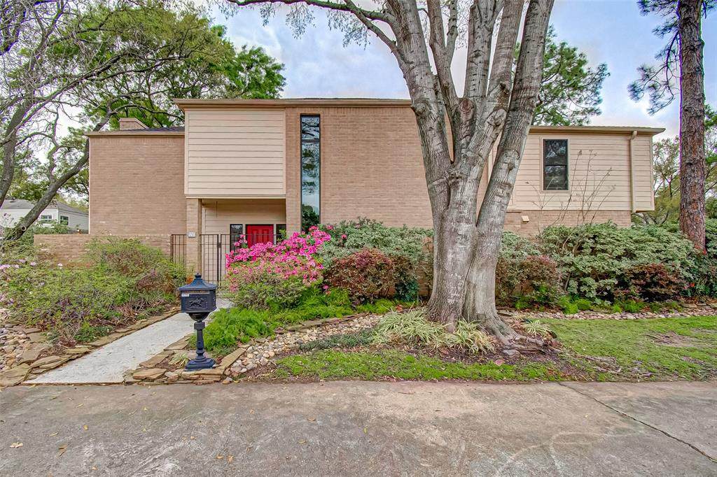 330 Fair Harbor Lane - Photo 1