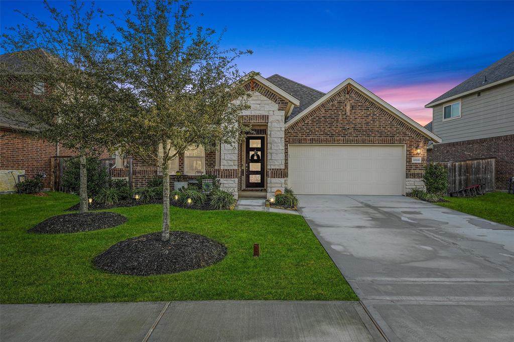 20206 Sagebrush Hollow Drive - Photo 1