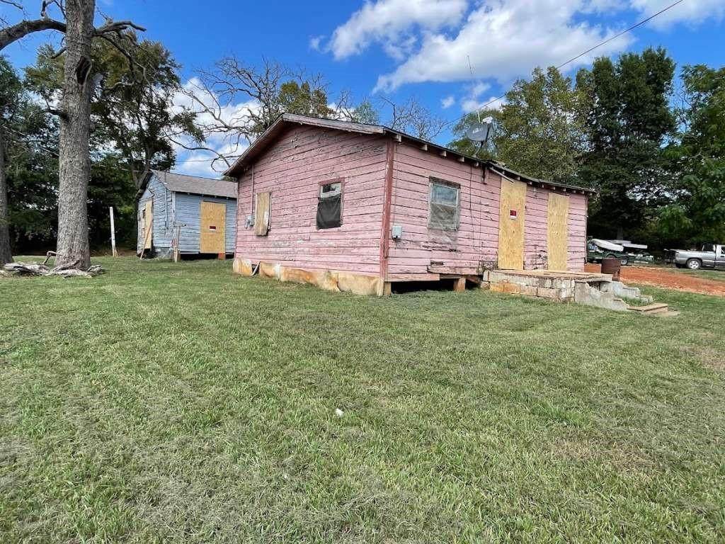 215 Maple Street - Photo 1