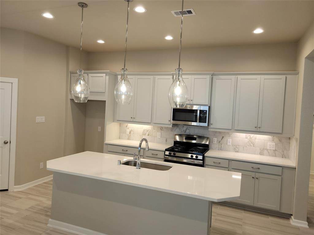 944 Malibu Shore Lane - Photo 1