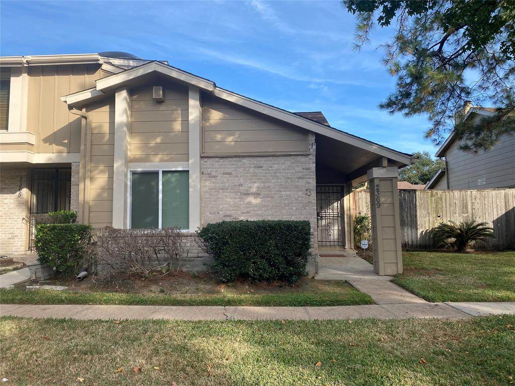 2369 Crescent Park Drive - Photo 1