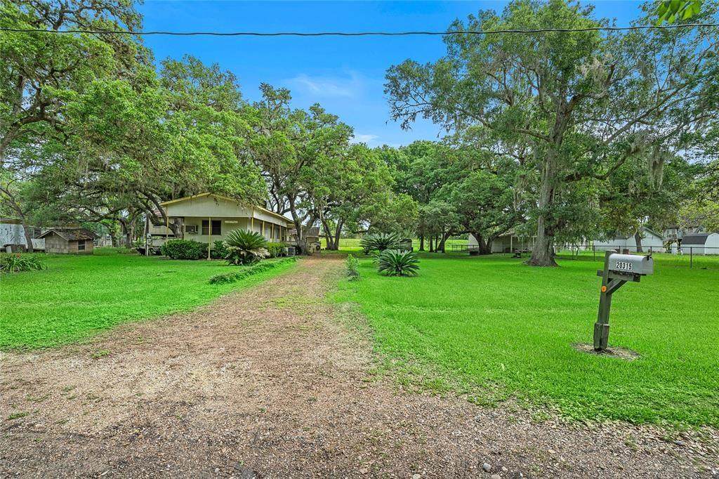 20315 Forest Oaks Drive - Photo 1