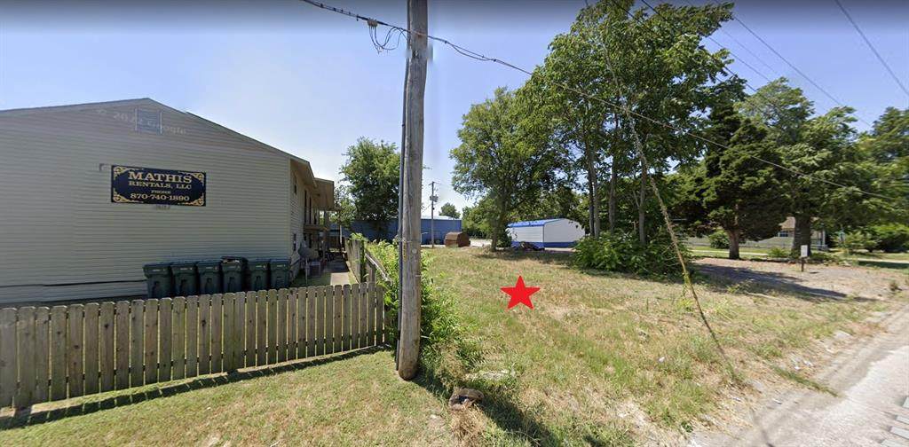1621 West Rose - Photo 1