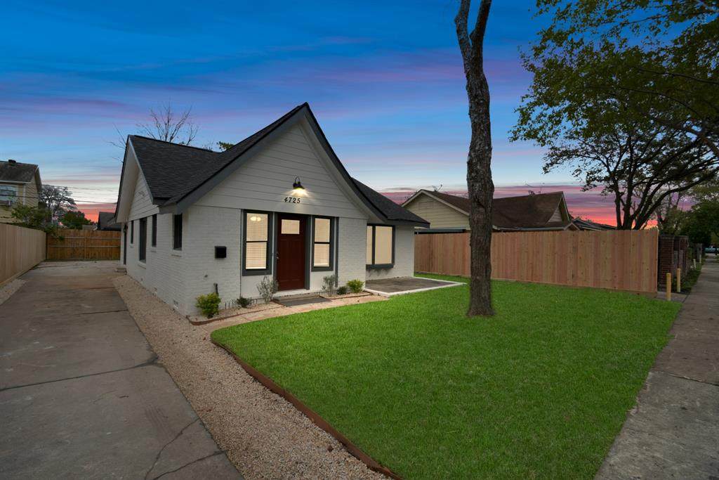 4725 Jefferson Street - Photo 1