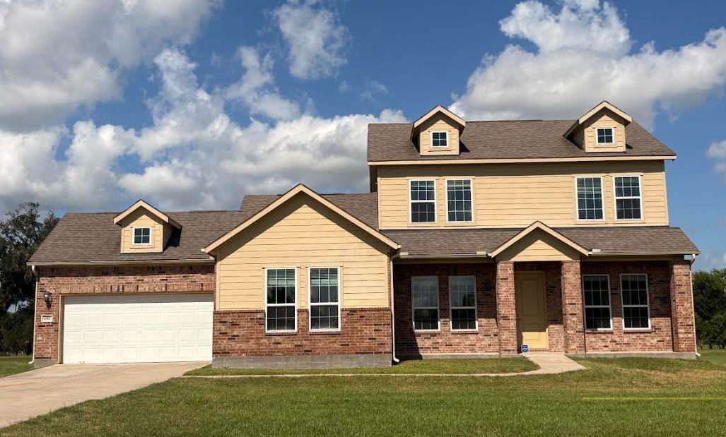 651 Lakeland Circle - Photo 1
