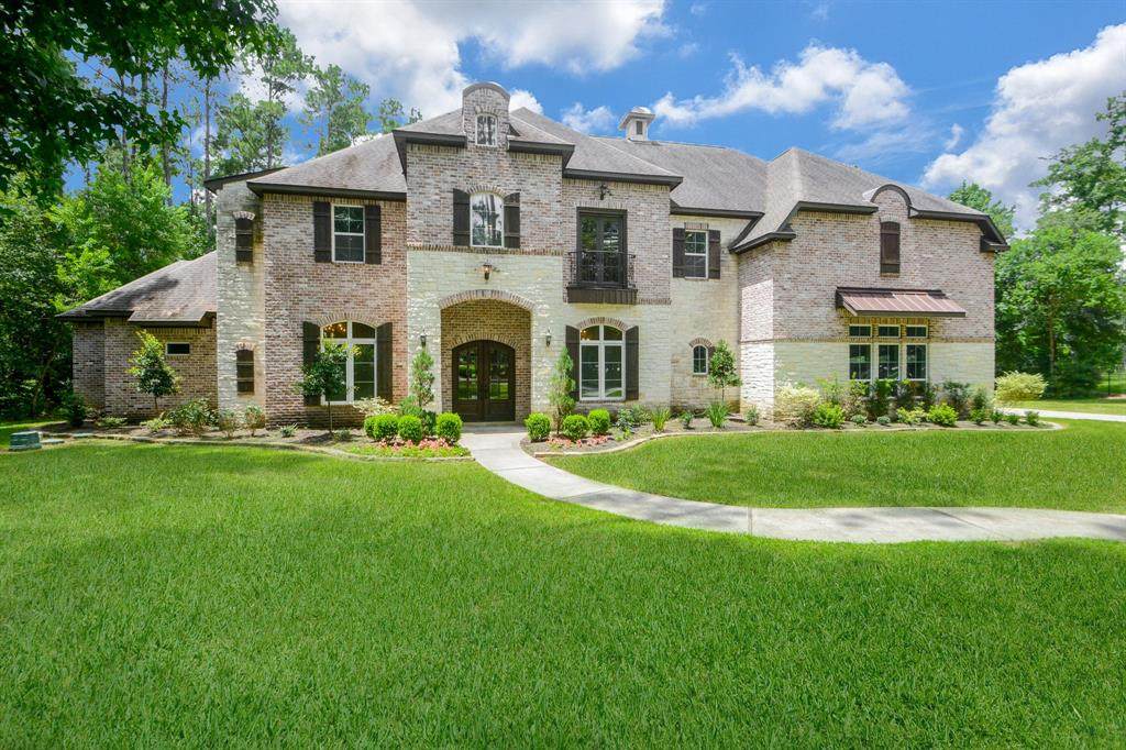 10233 Autumn Leaf Circle - Photo 1