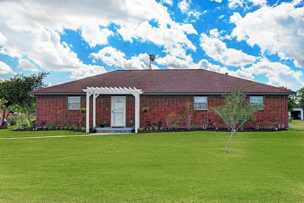 12840 Pursley Boulevard - Photo 1