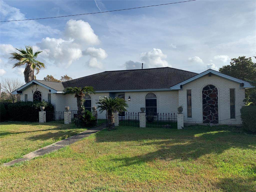 5810 Mauve Avenue - Photo 1