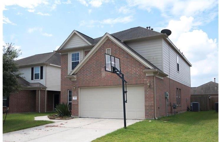 2414 Stiller Ridge Way - Photo 1