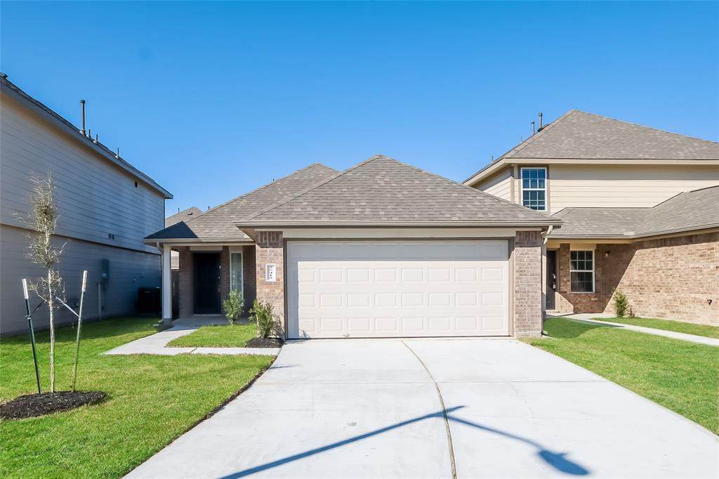 25412 Claremont Hills Lane - Photo 1
