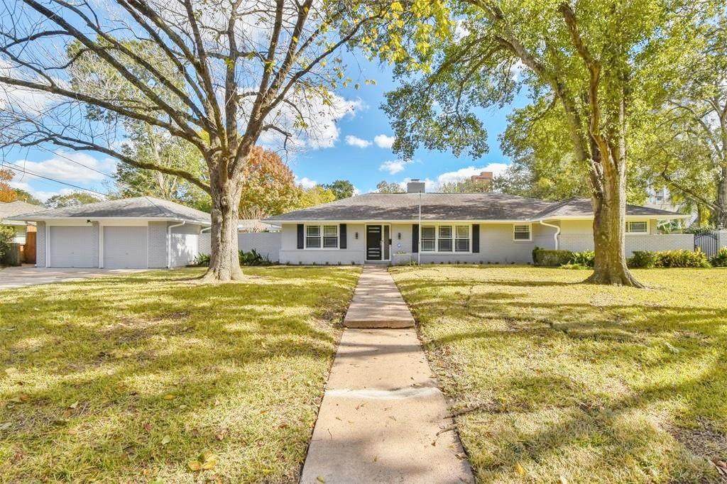 2219 Stoney Point Street - Photo 1