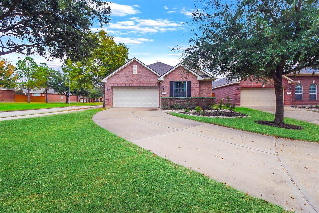 5303 Lantana Creek Court - Photo 1