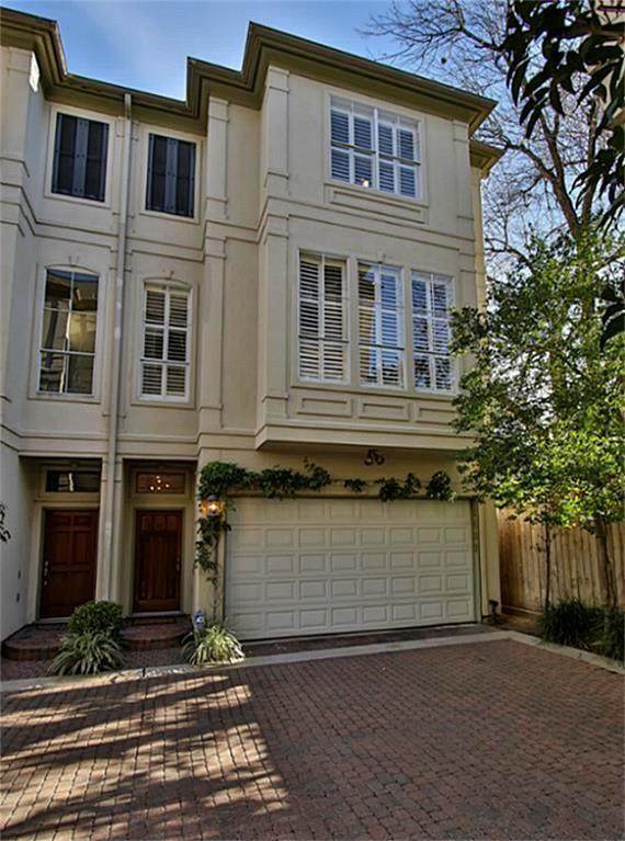 1403 Hyde Park Boulevard - Photo 1