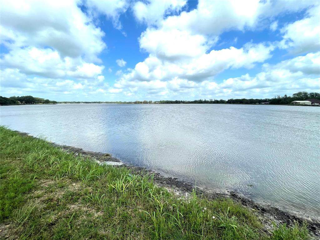 906 Wagon Wheel Trail - Photo 1