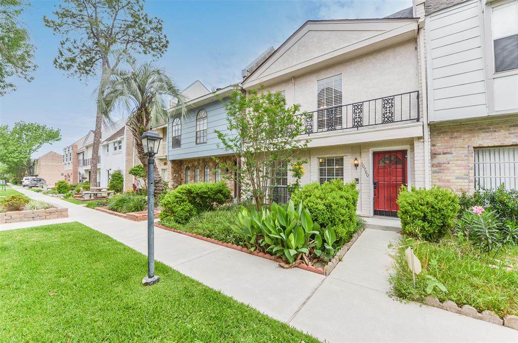 10780 Briar Forest Drive - Photo 1
