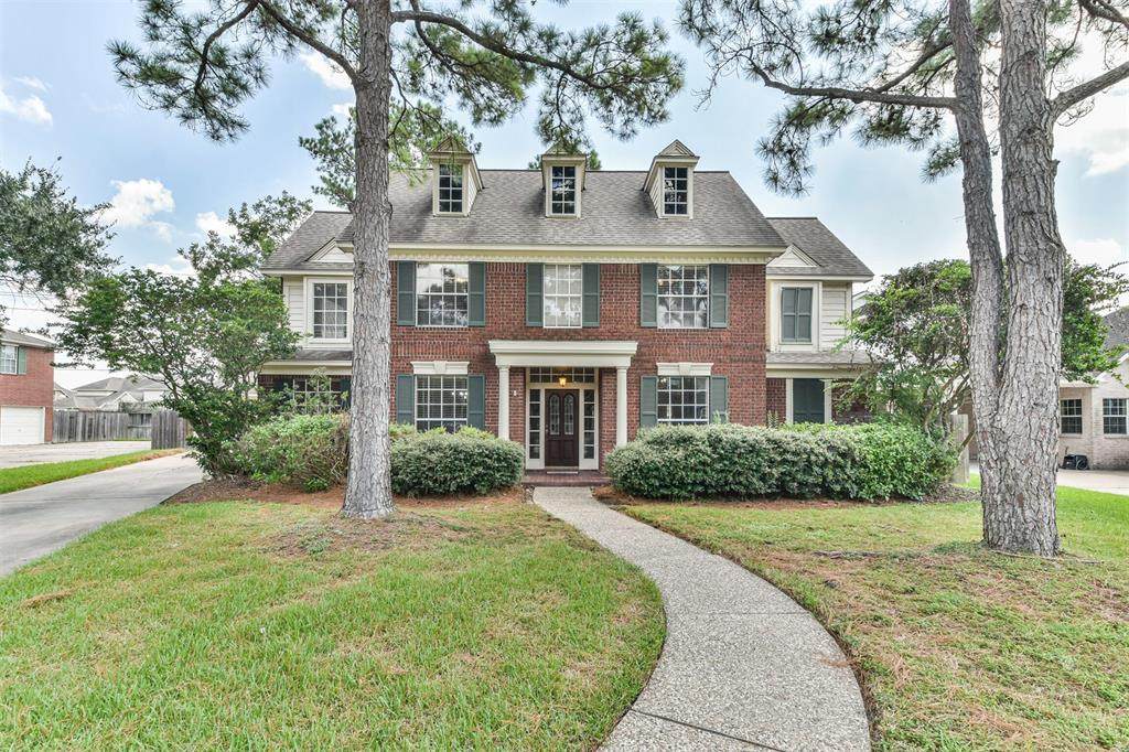 4414 Amber Lake Drive - Photo 1