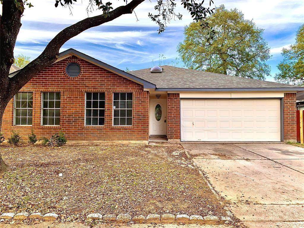 14915 Dunster Lane - Photo 1