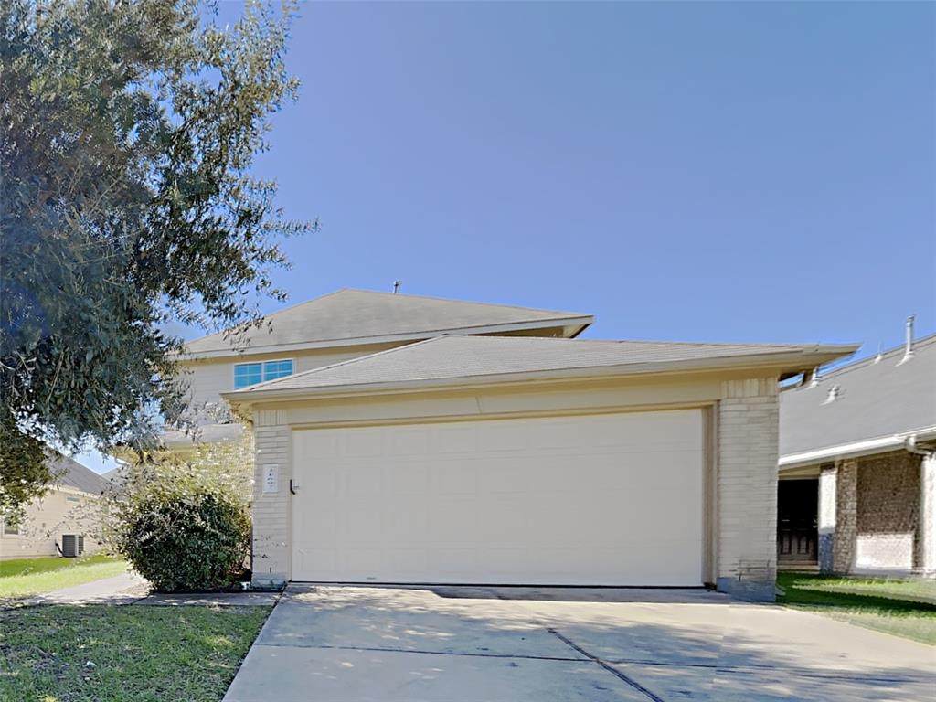21607 Nella Circle - Photo 1