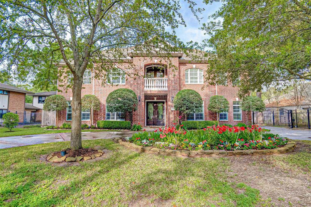 135 Haversham Drive - Photo 1