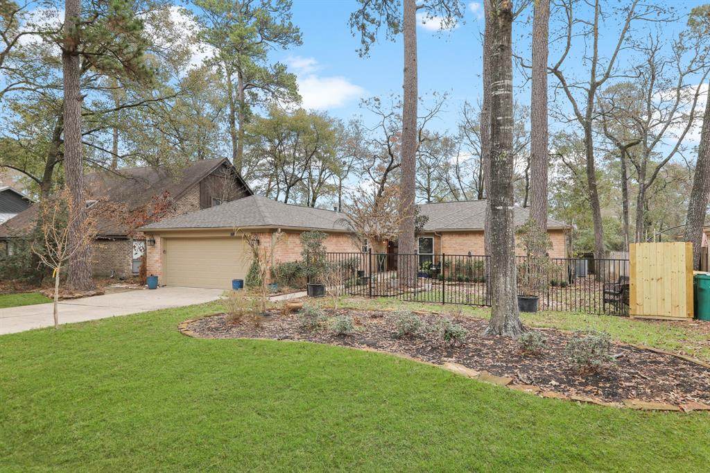 68 Woodhaven Wood Drive - Photo 1