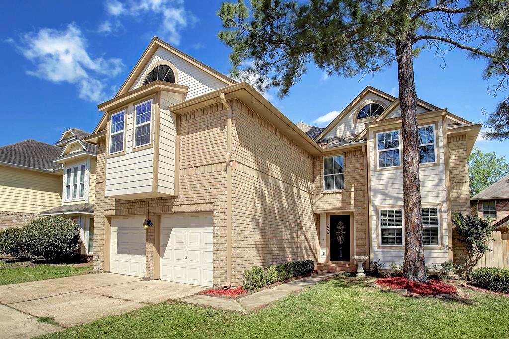 1553 Beaconshire Road - Photo 1
