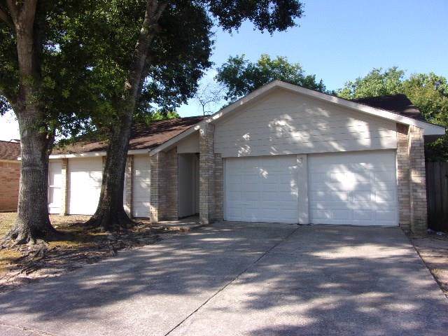 4727 Whispering Rock Lane - Photo 1