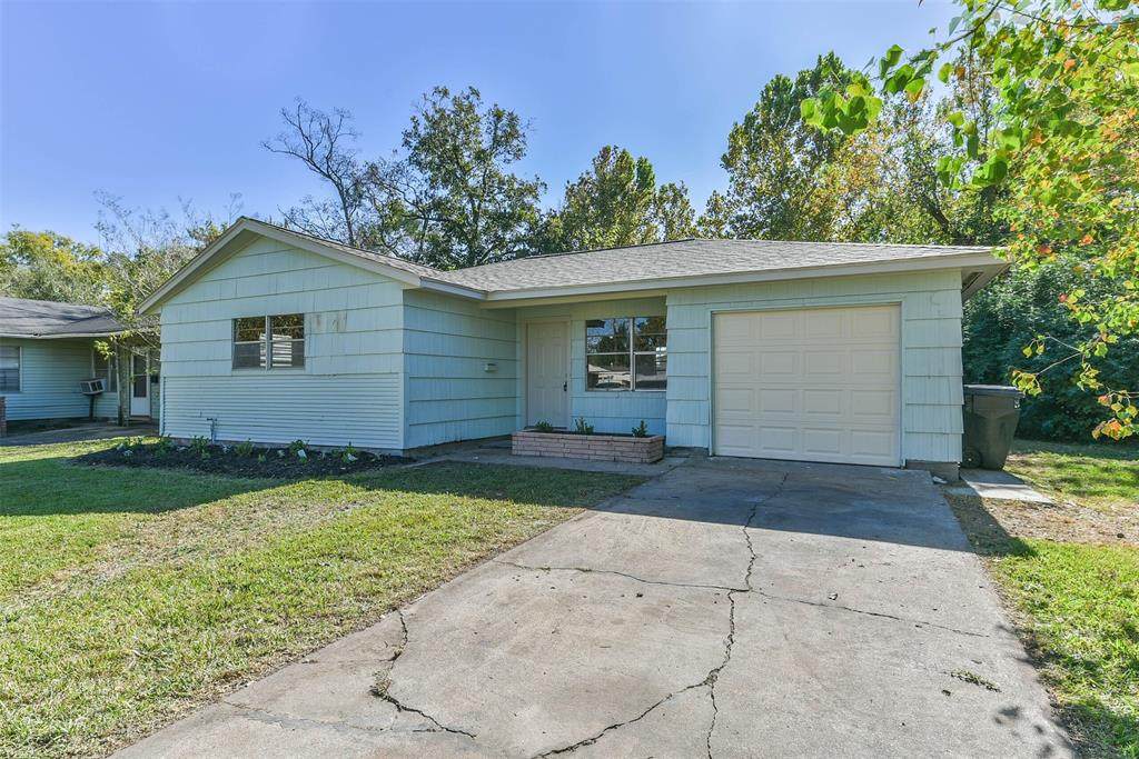 5622 Ashburn Street - Photo 1