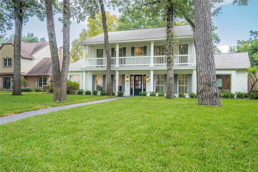 502 Clear Spring Drive - Photo 1