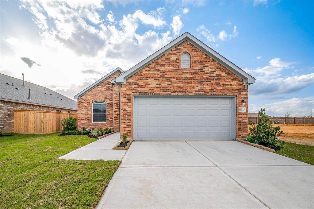 21919 Corsica View Drive - Photo 1