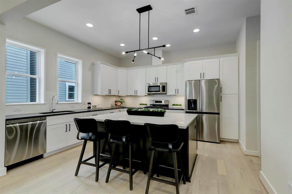 2206 C Lou Ellen Lane - Photo 1