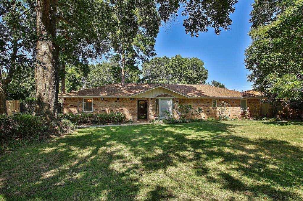 15918 Maxine Lane - Photo 1