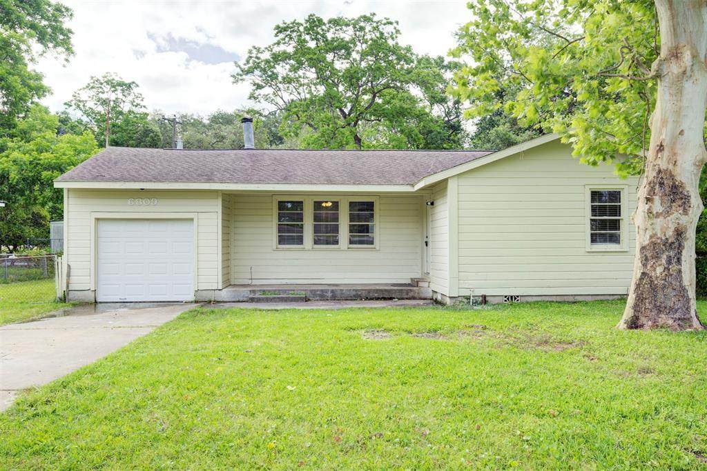 6809 Bayou Drive - Photo 1