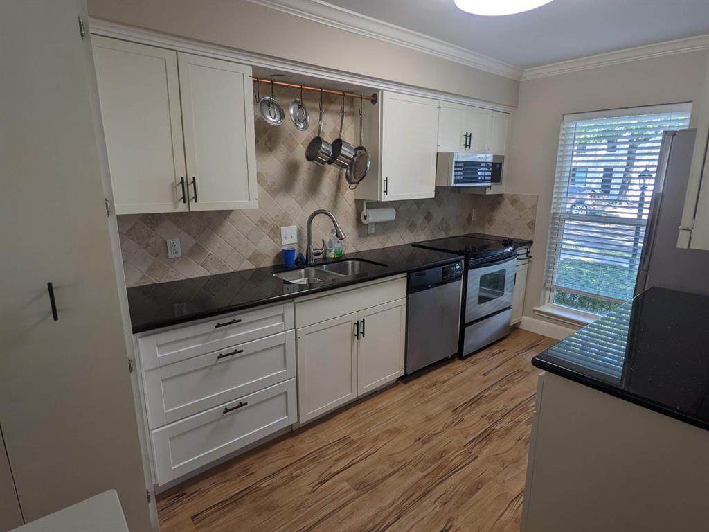 2214 Winrock Boulevard - Photo 1