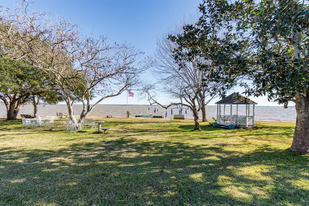 440 High Crest Drive - Photo 1