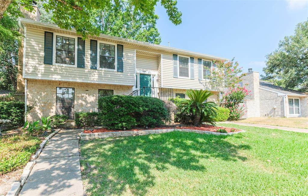 15835 Maple Manor Drive - Photo 1