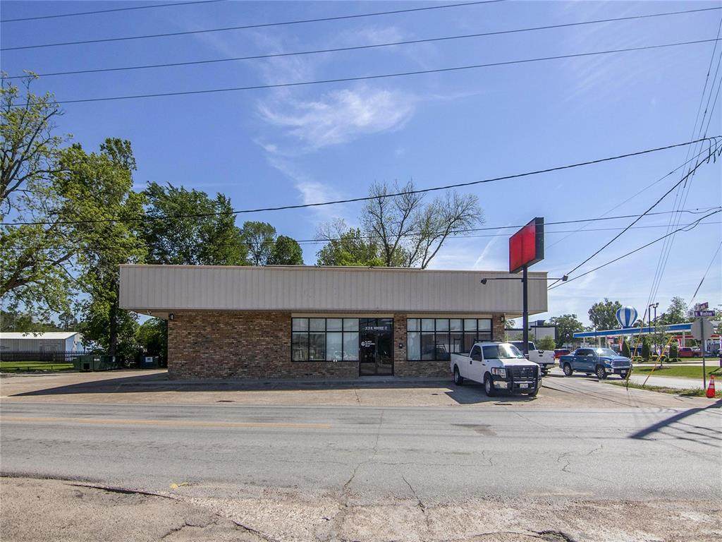 201 Winfree Street - Photo 1