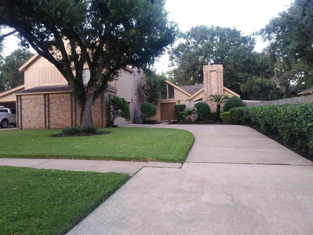 2408 Chelmsford Court - Photo 1