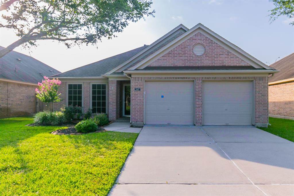 2607 Diamond River Drive - Photo 1